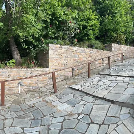 Pensión Rastoni Pelion 3*